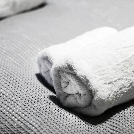 Grey Rhino 1min From The White Tower アパート テッサロニキ